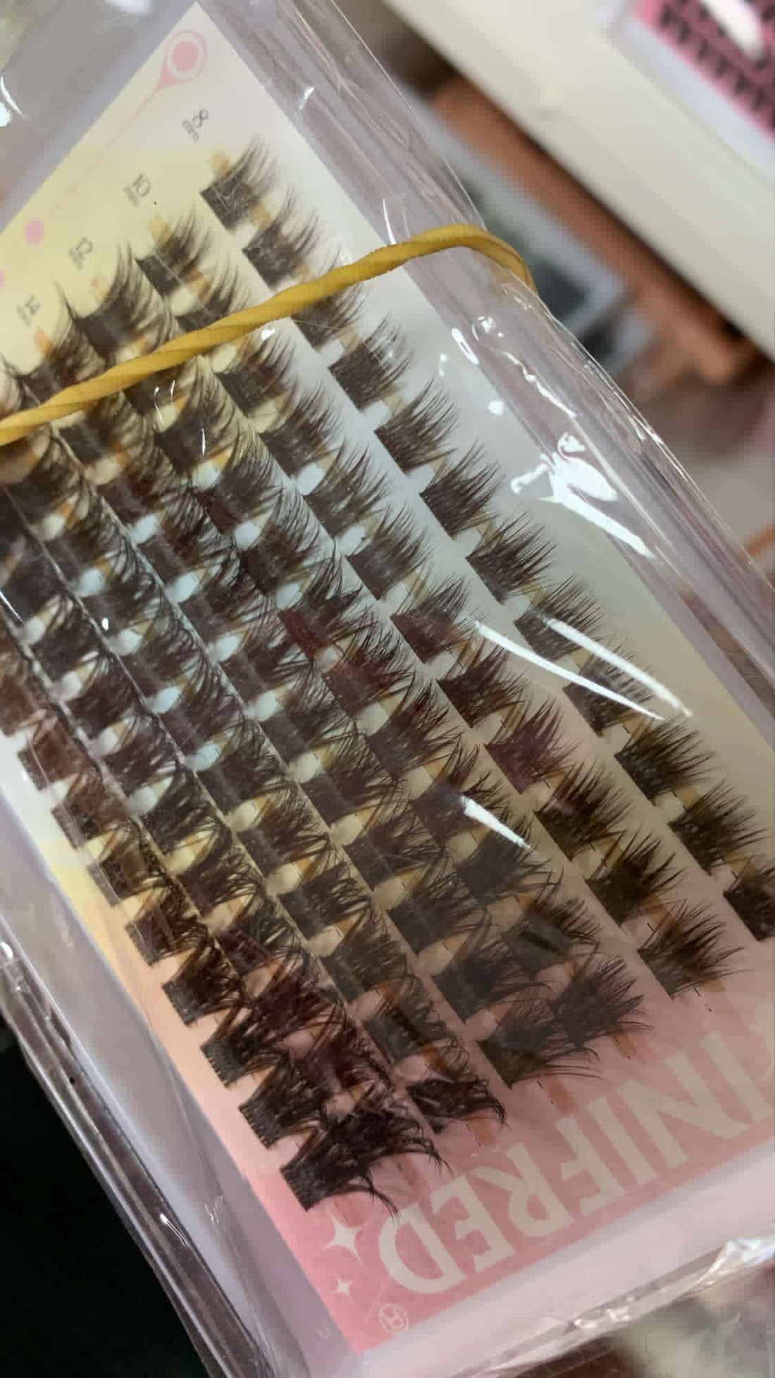 2 packs of lashes